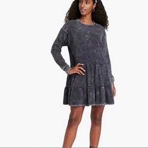 Wild Fable long sleeve sweatshirt tiered gray/black dress